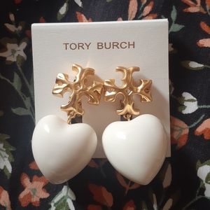 Tory Burch Roxanne Heart Earrings, NEW
